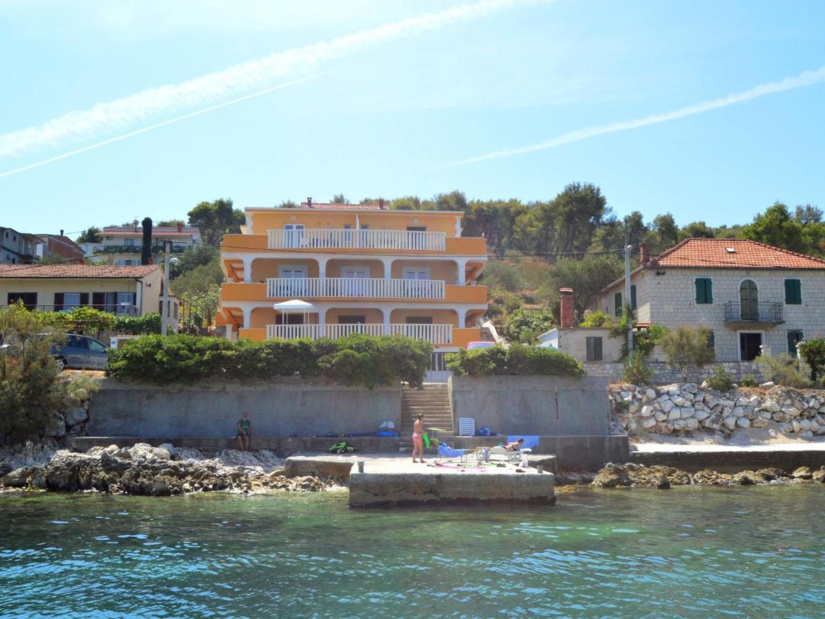 Apartment Mornar-2 By Interhome Trogir Kültér fotó