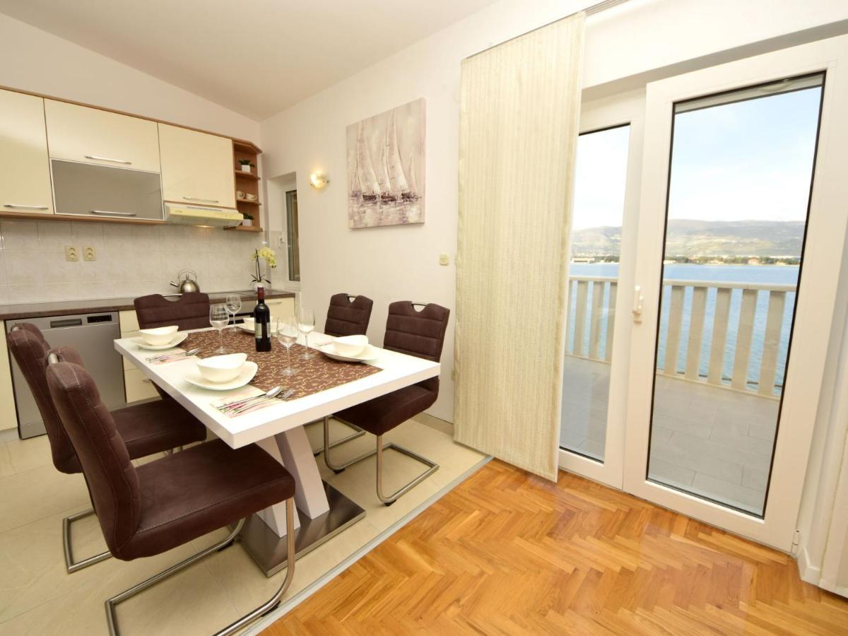 Apartment Mornar-2 By Interhome Trogir Kültér fotó