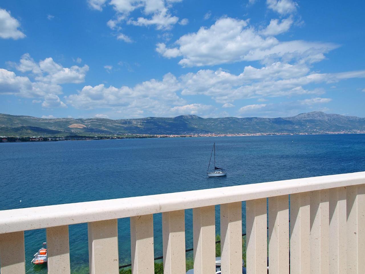 Apartment Mornar-2 By Interhome Trogir Kültér fotó